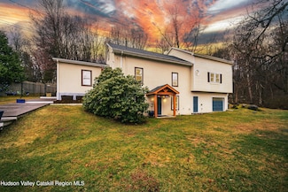 217 Hawley's Corners Rd, Highland, NY 12528