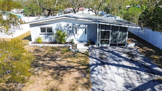 813 Helena Dr, Largo, FL 33770