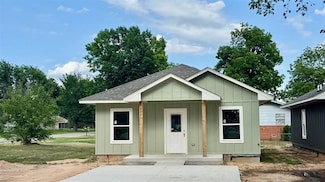 222 N 13th St, Perry, OK 73077
