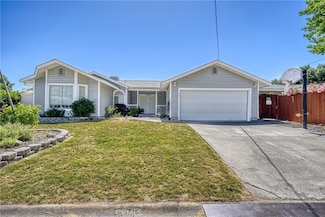 421 Lake St, Clearlake Oaks, CA 95423