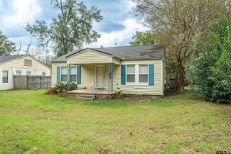 113 Tucker Ln, Jacksonville, TX 75766