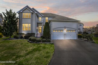 36 Carnation Rd, Monroe Township, NJ 08831