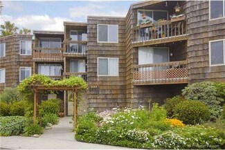 5155 W Pt Loma Ave Unit 12, San Diego, CA 92107