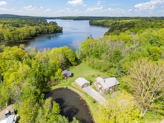 117 Taylor Woods Rd, Belgrade, ME 04917
