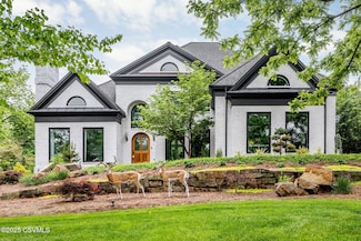 105 Countryside Ln, Lewisburg, PA 17837