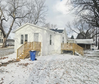 600 12th Ave, Clarkfield, MN 56223