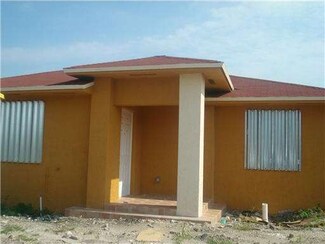 3501 NW 212th St, Miami Gardens, FL 33056