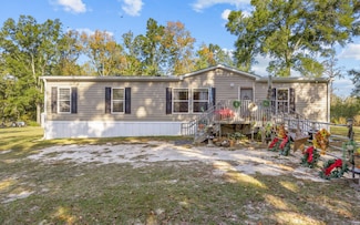 959 Roberts Ave, Fort White, FL 32038