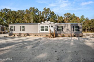 10 Unity Ln, Seabrook, SC 29940