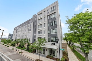 180 Telford St Unit 614, Boston, MA 02135