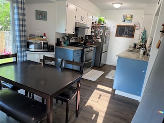 402 Yucca Dr Unit B, Round Rock, TX 78681