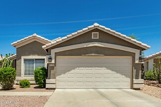 3516 W Saguaro Park Ln, Glendale, AZ 85310
