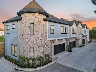 2598 W Tidwell Rd, Houston, TX 77091