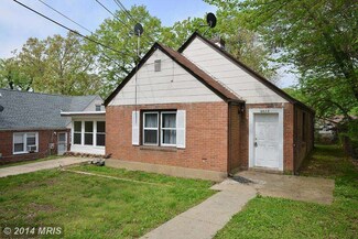 6920 Standish Dr, Hyattsville, MD 20784