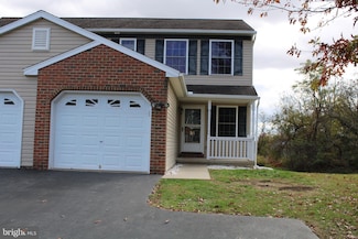 26 Beverly Dr, Myerstown, PA 17067