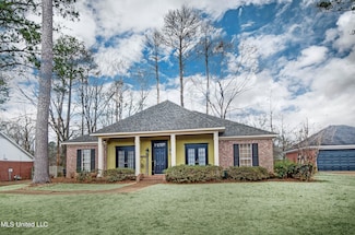 327 Sagewood Dr, Ridgeland, MS 39157