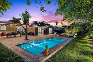 4311 NE 15th Ave, Oakland Park, FL 33334