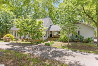 204 Garner Rd, Pickens, SC 29671