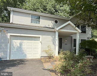 13766 Cabells Mill Dr, Centreville, VA 20120