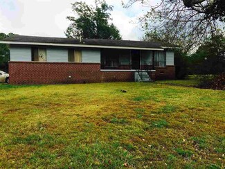 6088 N State St, Jackson, MS 39213