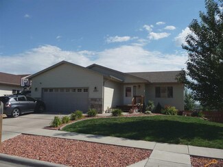 4707 Patricia St, Rapid City, SD 57703