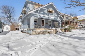1214 W Waldo Ave, Independence, MO 64050