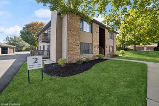 1089 Kane St Unit 1089, South Elgin, IL 60177