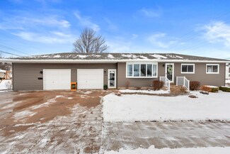 1541 E G St, Wisconsin Rapids, WI 54494