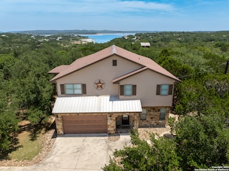 1350 Colleen Dr, Canyon Lake, TX 78133