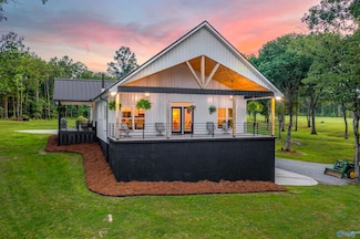 1218 Fitts Ferry Rd, Gadsden, AL 35901