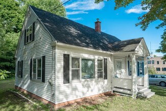 136 Western Ave, Auburn, ME 04210