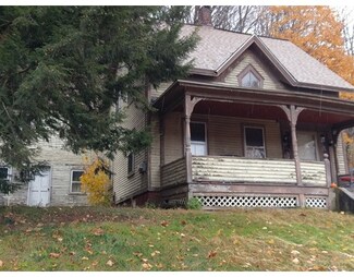 10 High St, Colrain, MA 01340