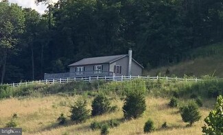 357 Scarlet Oak Cir, Franklin, WV 26807