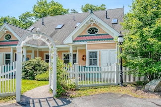 93 Dinsmore Rd, Jackson, NH 03846