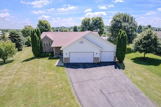 2078 Gary Lee Dr, Kronenwetter, WI 54455