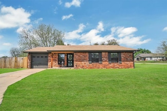 507 E Cleveland St, Mangum, OK 73554