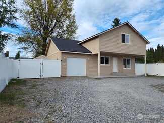 2531 Pioneer Ln, East Wenatchee, WA 98802