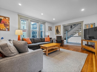 26 Boynton St, Jamaica Plain, MA 02130