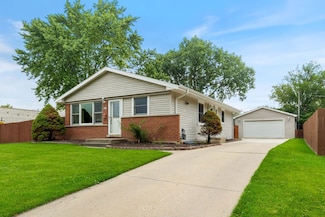 267 N Idlewild Ave, Mundelein, IL 60060