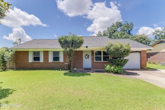 201 Mary Dr, Gulfport, MS 39503