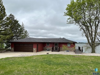 4381 Horizon Heights Rd, Chester, SD 57016