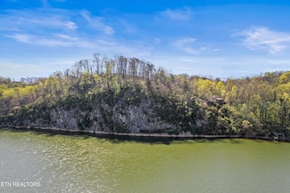 2300 Wagon Rd SW, Knoxville, TN 37920
