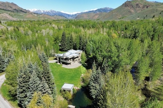 36 Adams Gulch Rd, Ketchum, ID 83340
