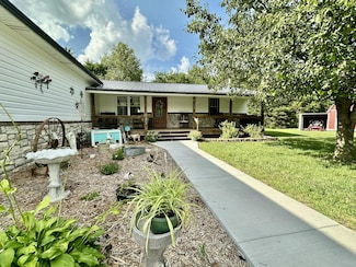 463 Redbird Dr, Marshfield, MO 65706