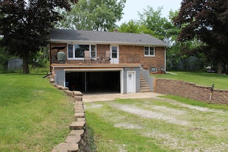 1300 Waverly Rd, Chesterton, IN 46304