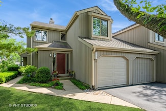 949 Fairway Cir Unit 949, Lake Barrington, IL 60010