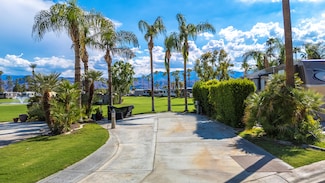 1075 Ramon Rd, Palm Springs, CA 92264