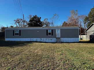 1016 Arkansas 223, Pineville, AR 72566