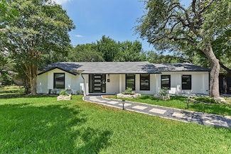 5718 Highland Hills Dr, Austin, TX 78731