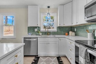 7646 Allwood Ave, North Charleston, SC 29418